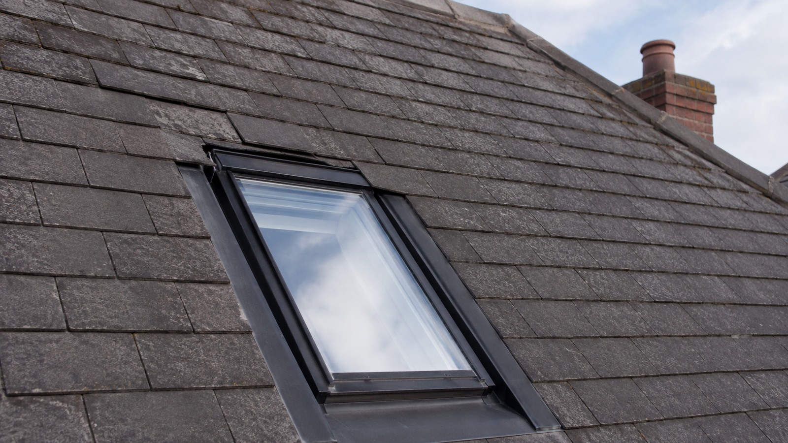 Roofing image for roof window leak repairs in rochdale